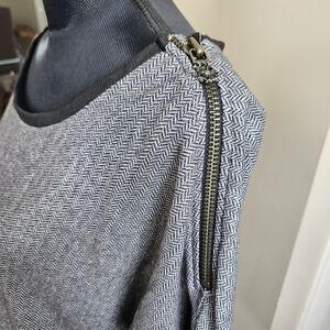 Maison Scotch metallic sweater size 3 (M/L)